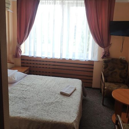 קייב Druzhba Service Hotel מראה חיצוני תמונה