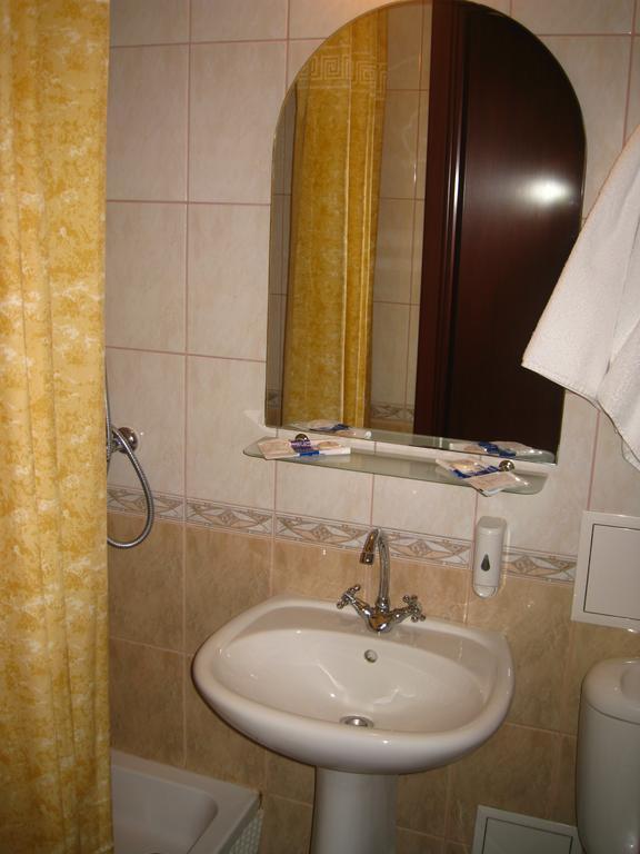 קייב Druzhba Service Hotel חדר תמונה